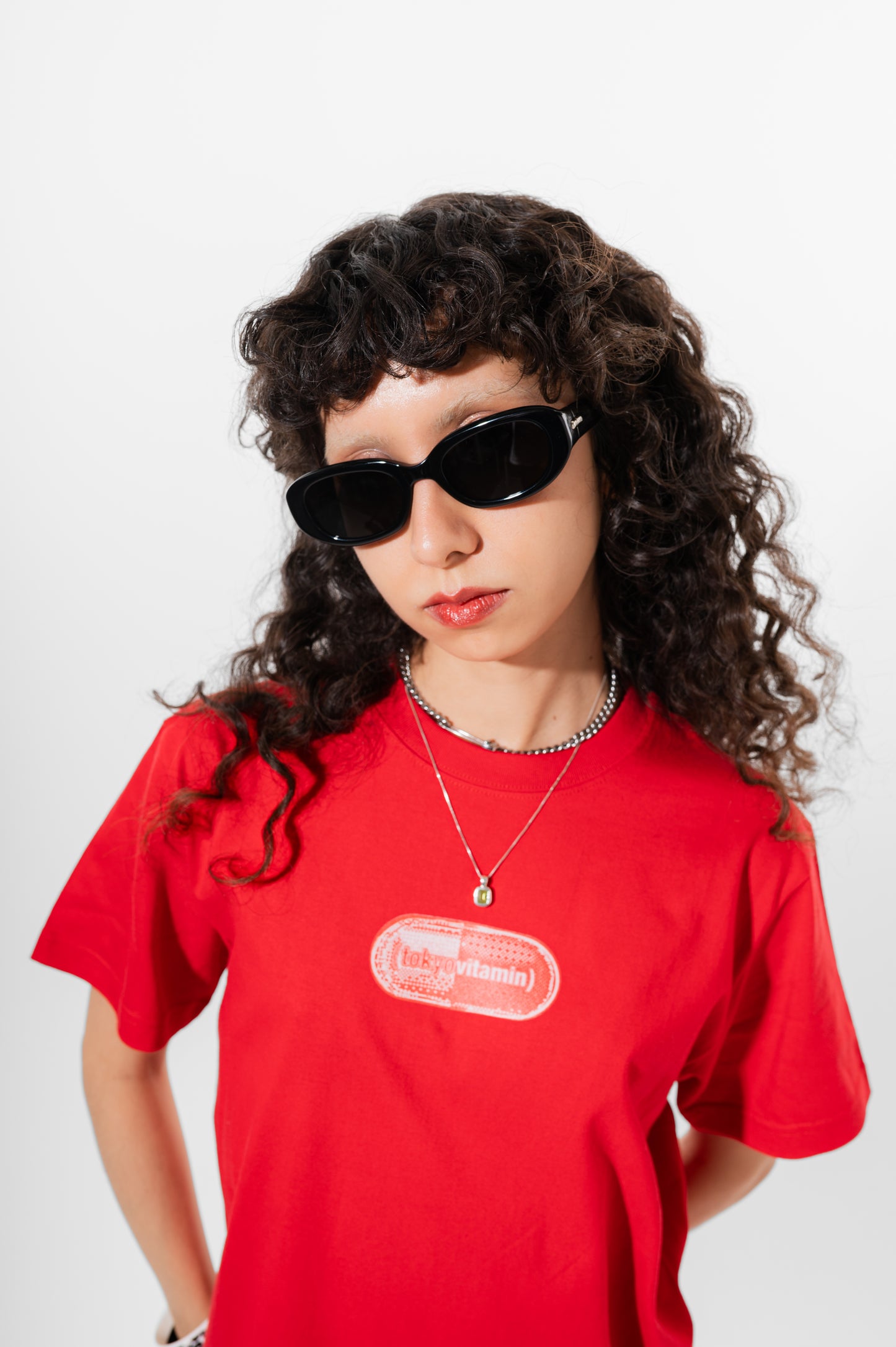 PILL TEE