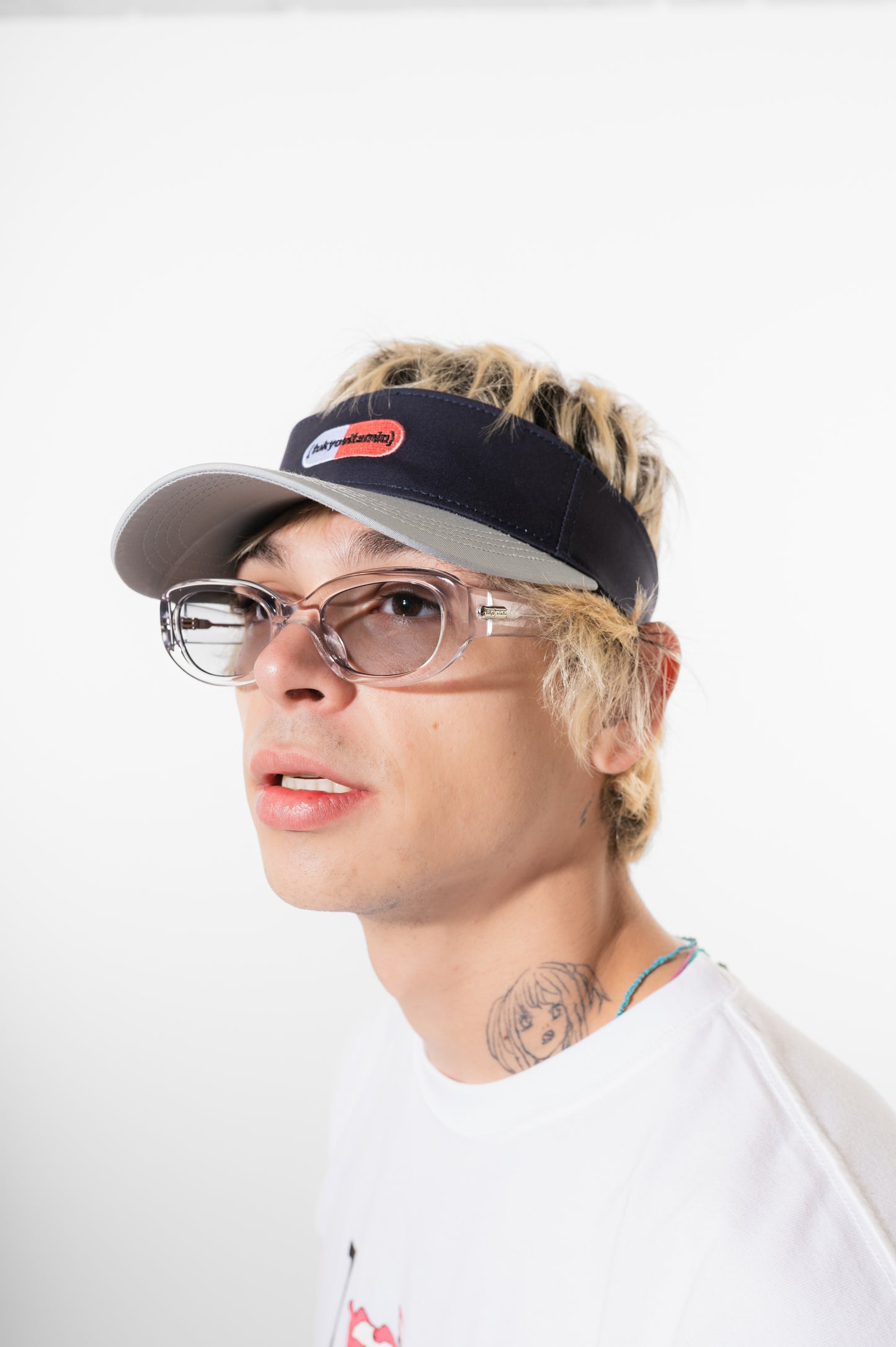 PILL VISOR CAP
